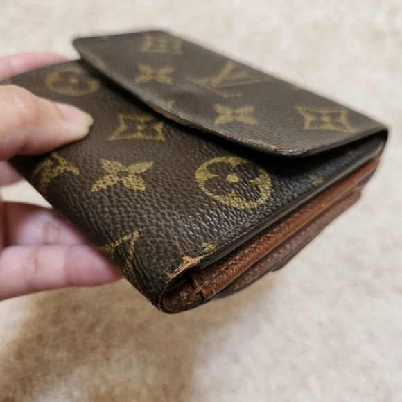 Vintage Louis Vuitton Monogram Compact Wallet - Picture 12 of 13